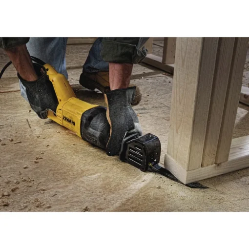 Clearance 12 Amp Corded Reciprocating Saw - DWE305 Scroll Saws