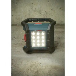 Factory Reconditioned 18V Connected LED Floodlight (Tool Only) Flashlights