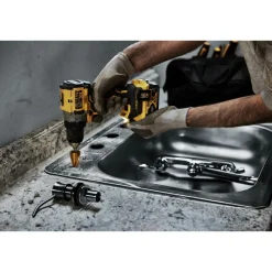 New Factory Reconditioned 20V MAX XR Lithium-Ion Brushless 1/2 in. Cordless Drill Driver Kit (5 Ah) Drill Drivers