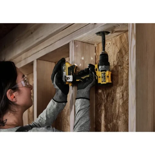 Discount Factory Reconditioned 20V MAX XR Brushless Lithium-Ion 1/2 in. Cordless Drill Driver Kit with 2 Batteries (1.7 Ah/2 Ah) Drill Drivers