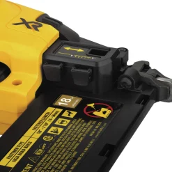 Outlet Factory Reconditioned 20V MAX XR 18 Gauge Cordless Brad Nailer Kit (2 Ah) Nailers & Staplers