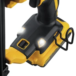 Outlet Factory Reconditioned 20V MAX XR 18 Gauge Cordless Brad Nailer Kit (2 Ah) Nailers & Staplers