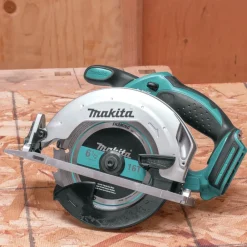 Factory Reconditioned 18V LXT Lithium-Ion Cordless 5-Tool Combo Kit with 2 Batteries (4 Ah) Combo Kits