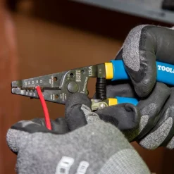 New 7.4 in. Solid and Stranded Copper Wire Stripper and Cutter - Blue/Yellow Cutting Tools