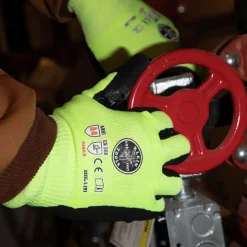 Best Cut Level 4 Touchscreen Work Gloves - Large (2-Pair) Work Gloves