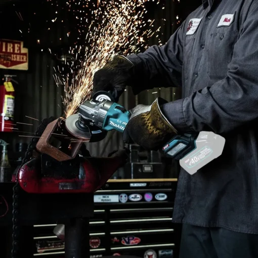 Clearance 40V max XGT 1‑3/16 in. SDS‑Plus Cordless Rotary Hammer Kit with Dust Extractor and 4‑1/2 in. / 5 in. Angle Grinder with Electric Brake Virtual Bundle Angle Grinders