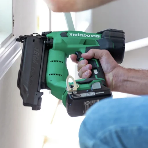 Outlet MultiVolt 18V Brushless Lithium-Ion 18 Gauge Cordless Brad Nailer (Tool Only) Nailers & Staplers