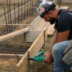 New NR3675DDM 36V MultiVolt Lithium-Ion Cordless Forming Nailer Kit (2.5 Ah/5 Ah) Nailers & Staplers