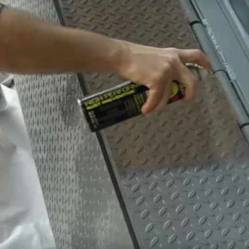 Hot Hard Hat 15 oz. Aerosol Can High Performance V2100 System Rust Preventive Enamel Spray Paint - Flat White (6/Carton) Arts & Crafts Supplies