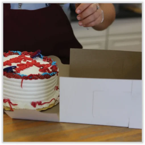 9 in. x 9 in. x 4 in. Paper Standard Bakery Boxes - White (200/Carton) Tabletop And Serveware
