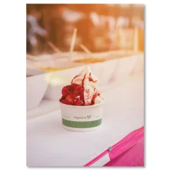 Hot 3.5 in. x 1.7 in. 6 oz. Compostable Paper Soup Containers - Green/White (1000/Carton) Tabletop And Serveware