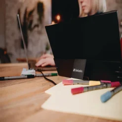 Best 15.6 in. Widescreen 1920 Pixels x 1080 Pixels IPS Panel Portable Touchscreen Monitor Office Electronics & Batteries