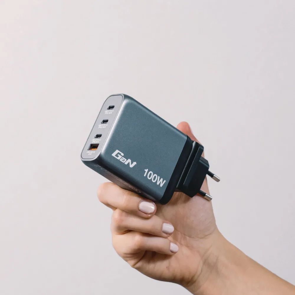 Sale 140 W 4-Port GaN Wall Charger - Black/Gray Office Electronics & Batteries